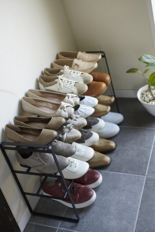 Yamazaki Frame Extendable Shoe Rack 3 Tier Black - Image 4