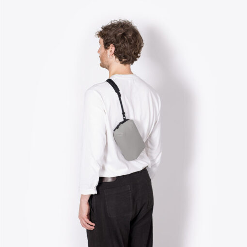 Ucon Acrobatics Ando Bag Lotus Light Grey - Image 5