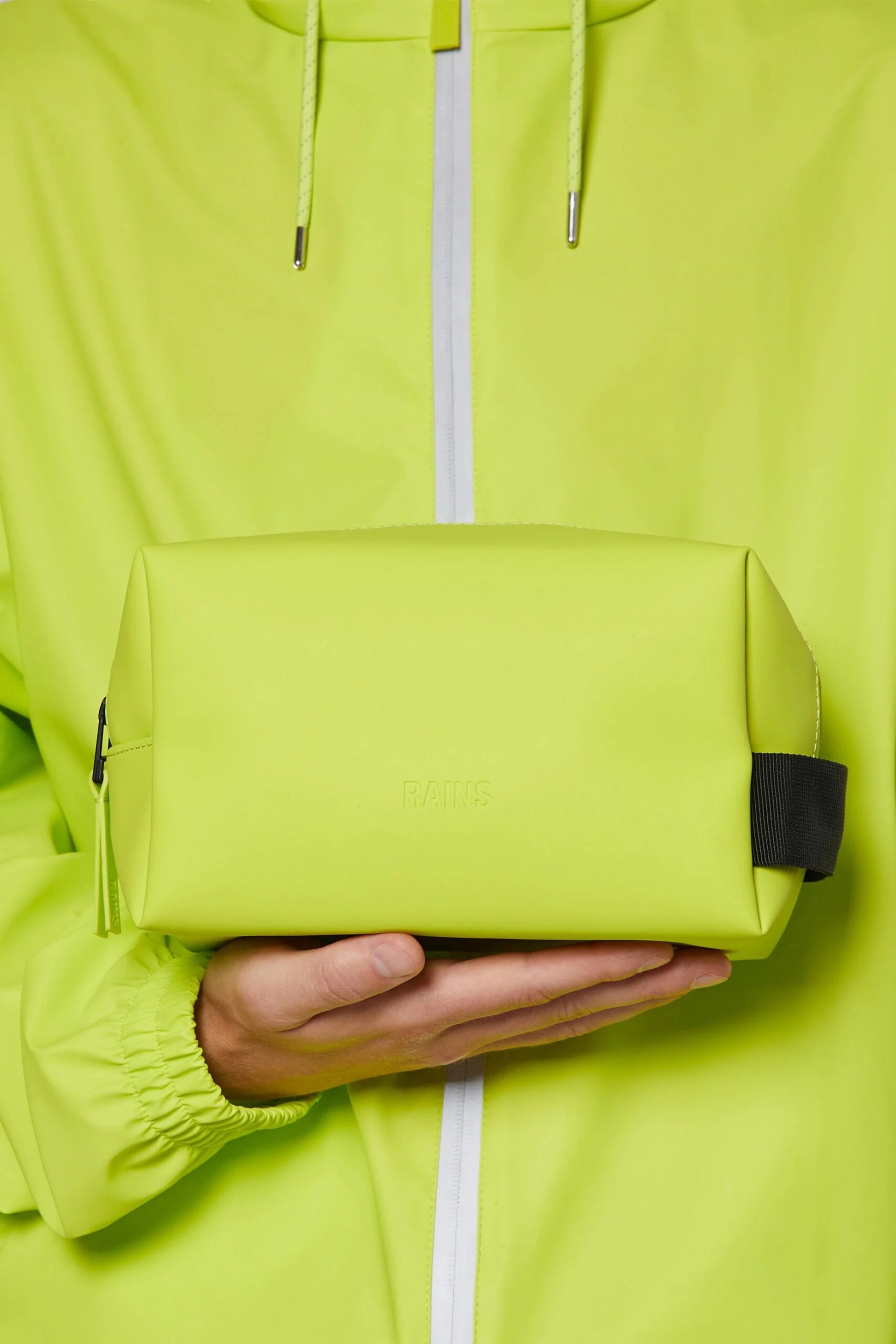 Rains Kosmeetikakott Small Digital Lime - Image 2