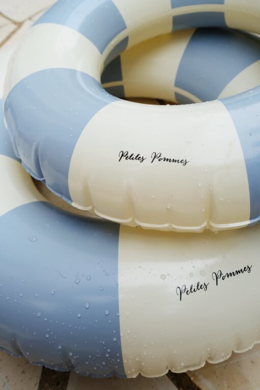 Petites Pommes Olivia ujumisrõngas Nordic Blue 45cm - Image 3