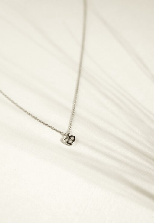 Aran Corazon 3 Circonitas Silver Necklace - Image 3