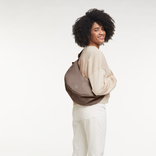 Got Bag Moon Bag Large Monochrome Oyster - Image 2