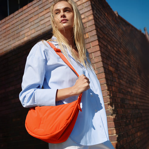 Got Bag Cloud Moon Bag Small Monochrome Hot Coral - Image 5