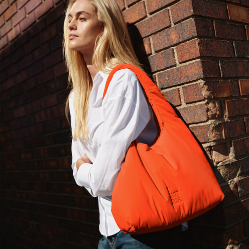 Got Bag Cloud Shoulder Bag Monochrome Hot Coral - Image 3