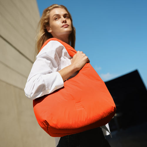 Got Bag Cloud Shoulder Bag Monochrome Hot Coral - Image 2