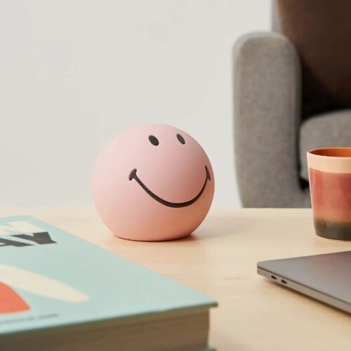 Alternative view of Mr Maria Bundle of Light Smiley Lamp Pink