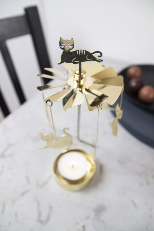 Alternative view of Pluto Design Angel Chime Cat Family