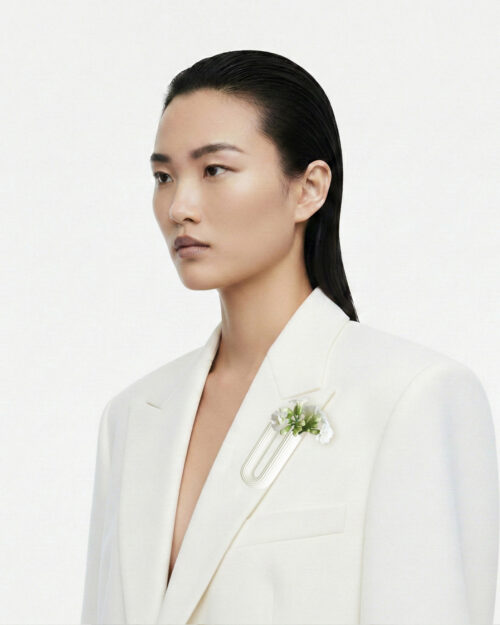 Alternative view of THE AIR Athens Brooch White