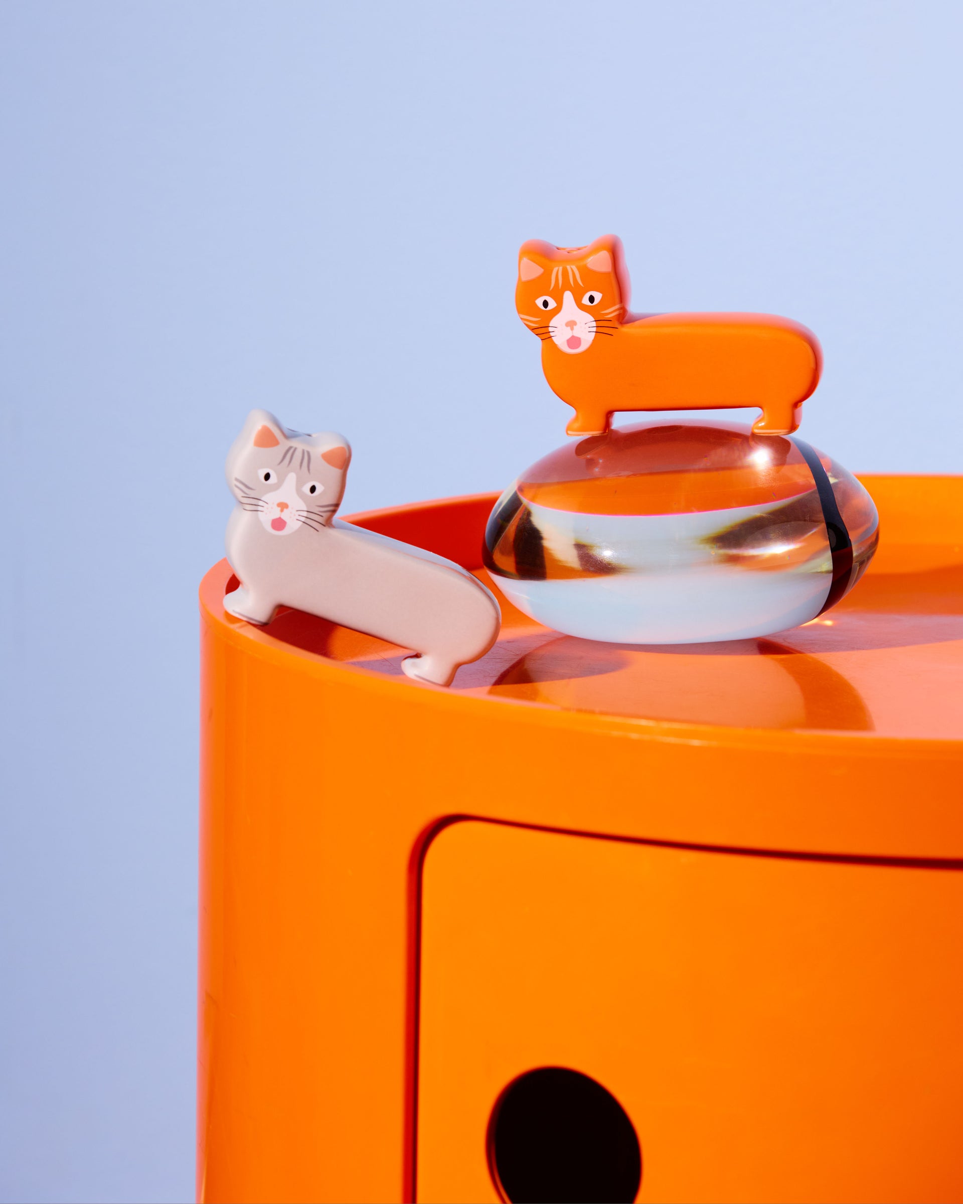 Fluid Market Salt and Pepper Cat Shakers - Image 2