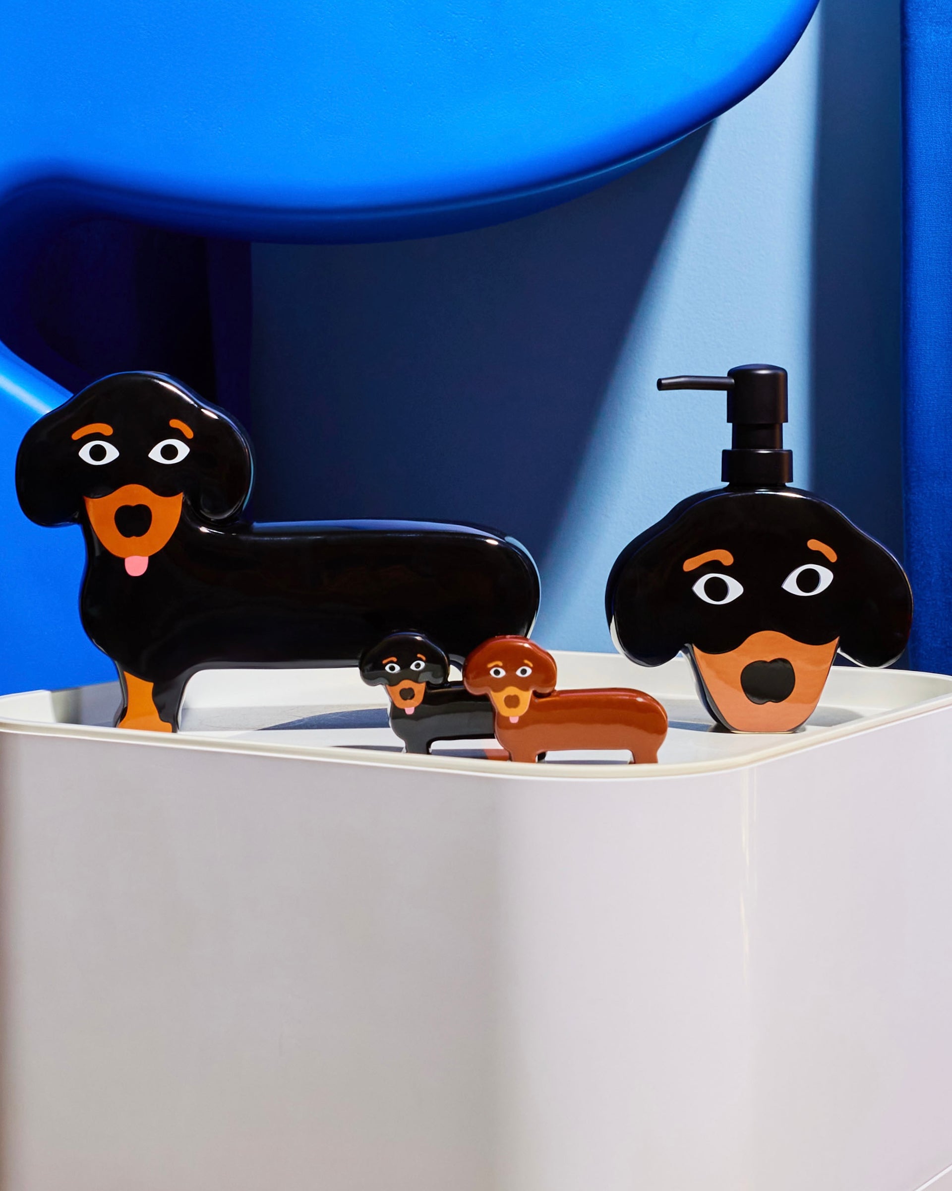 Fluid Market Salt and Pepper Dachshund Shakers - Image 3