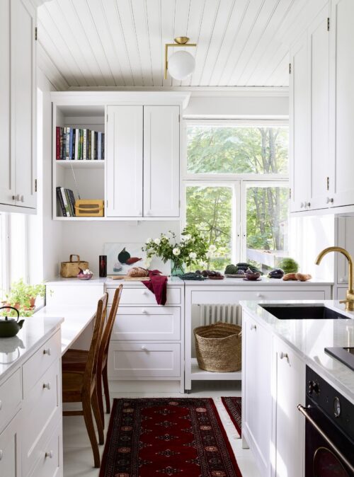 Cozy Publishing Happy Homes White Walls Book open book spread 1