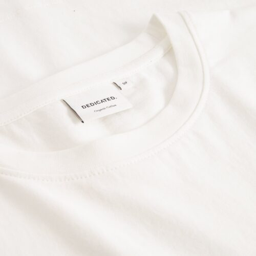 Dedicated T-särk Vadstena Heart Cat Off-White – T-särgi detailvaade 4