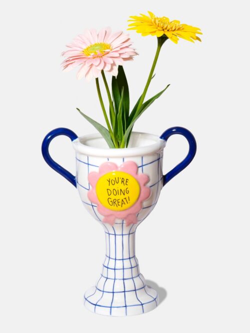 DOIY Trophy Vase You’re Doing Great White with flowers