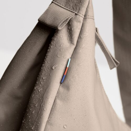 Got Bag Moon Bag Large Seal water-repellent material detail