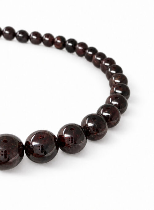 Chromophobia “Garnet Stone” Choker – close-up of garnet beads