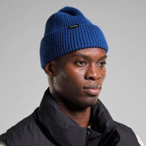 Dedicated Beanie Hemavan Wool Royal Blue – worn by a model