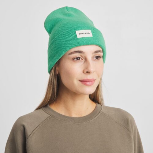 Dedicated Beanie Kiruna Winter Green – worn by a model